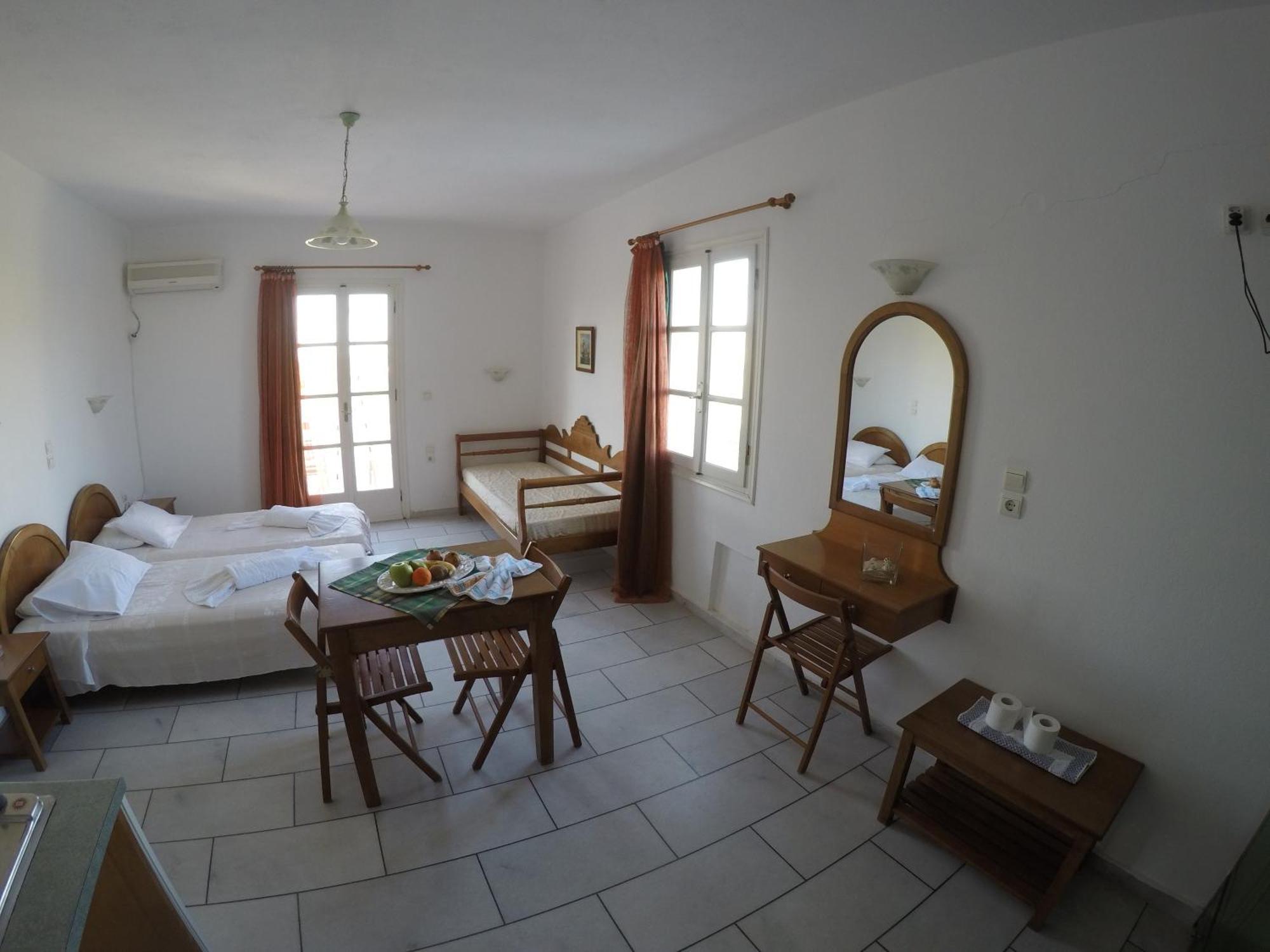 Birbas Hotel Agia Anna  Exterior photo